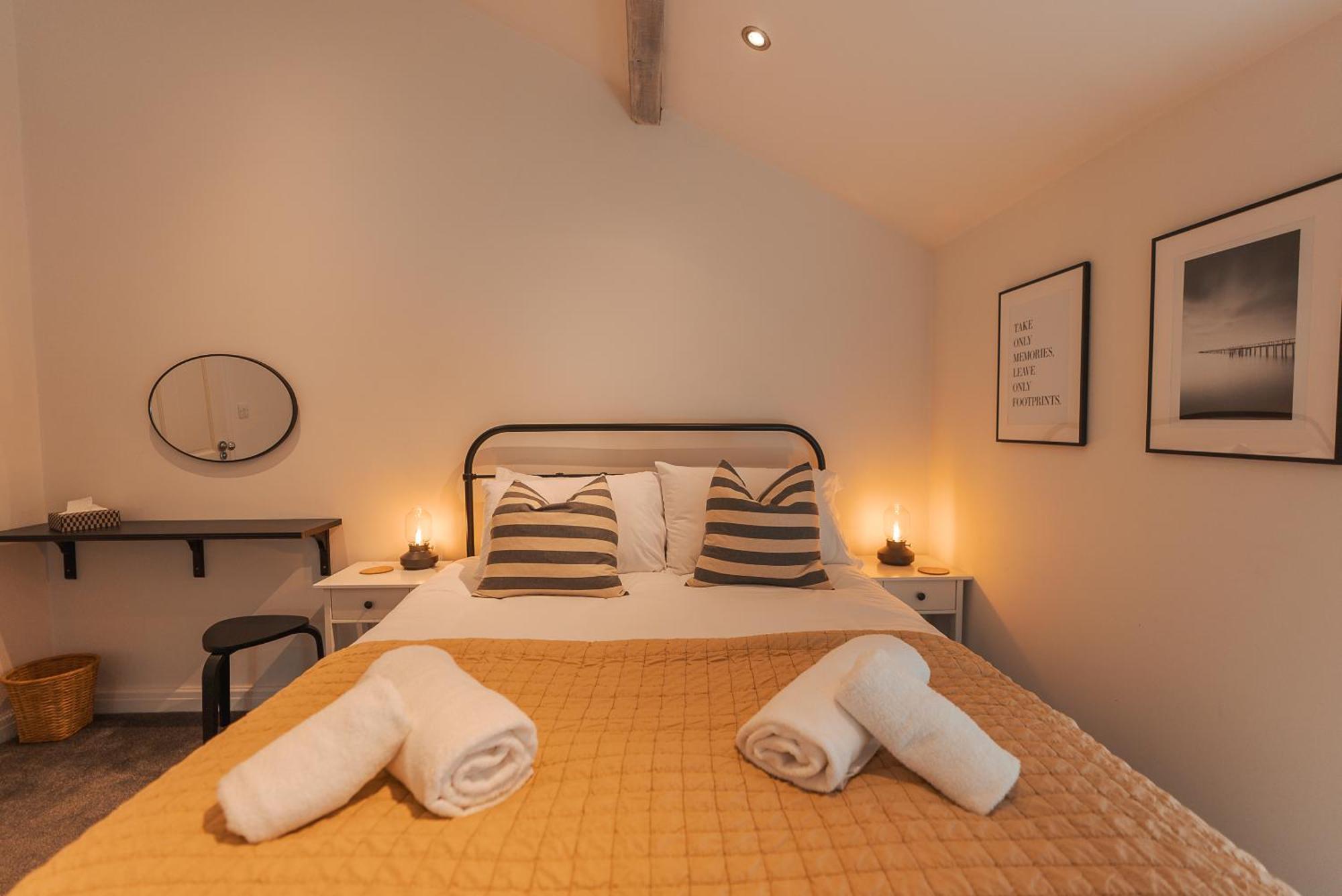 Bridge Apartment Stockport Luaran gambar